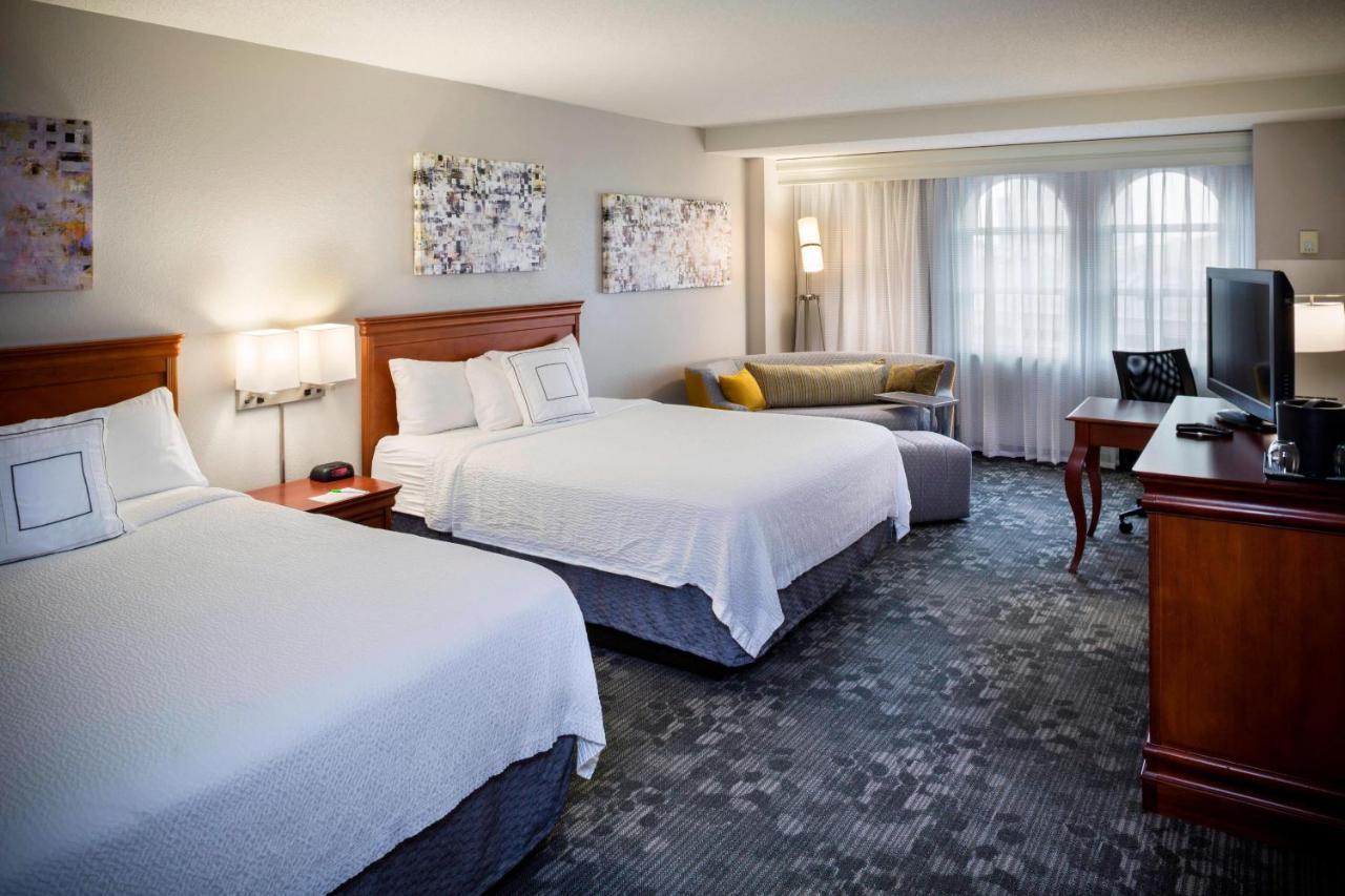 Courtyard By Marriott Norfolk Downtown Hotel Ngoại thất bức ảnh