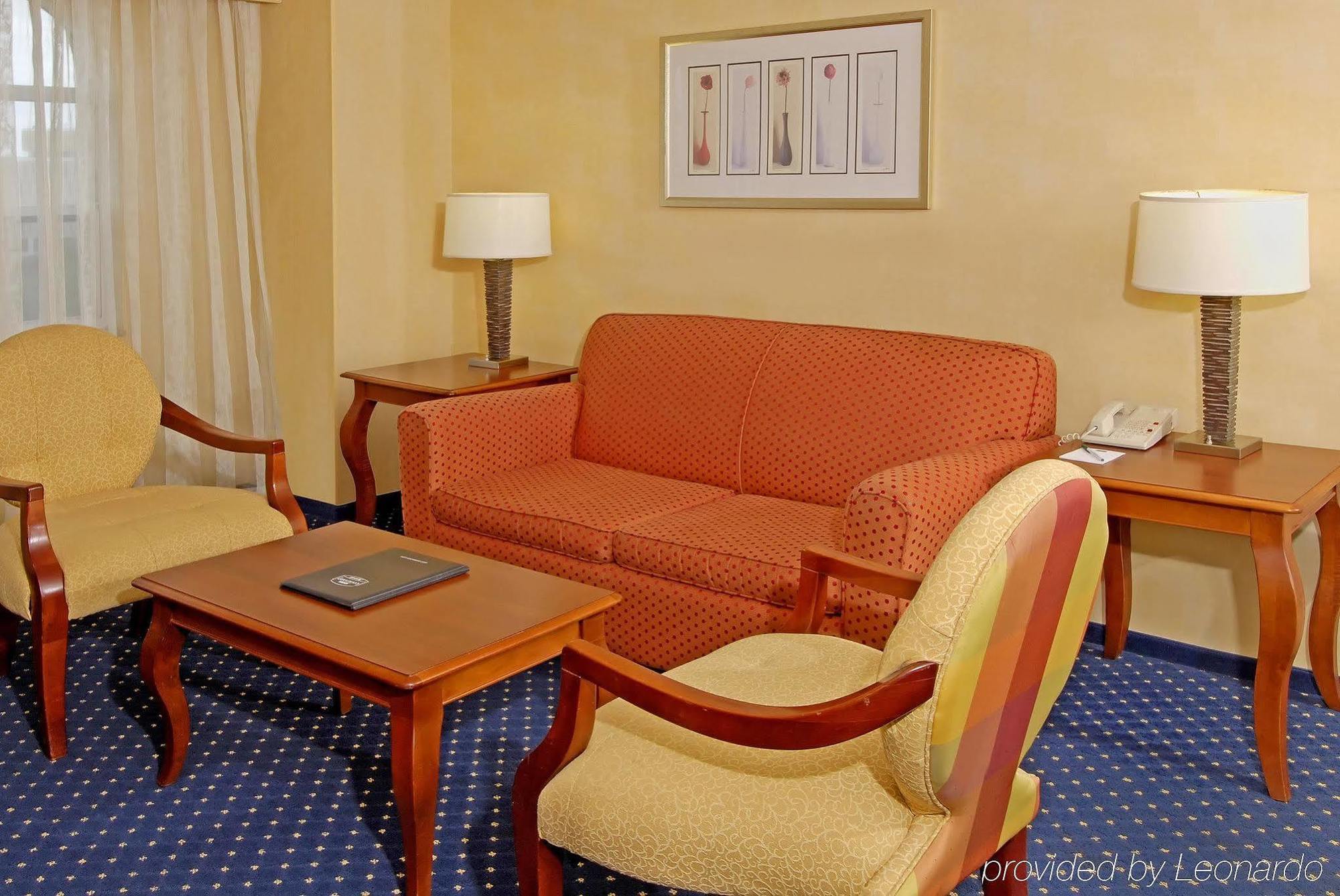 Courtyard By Marriott Norfolk Downtown Hotel Ngoại thất bức ảnh